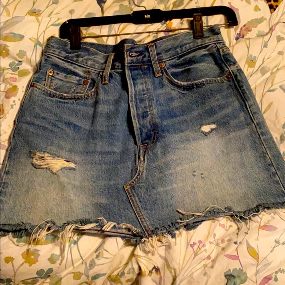 Levi’s skirt